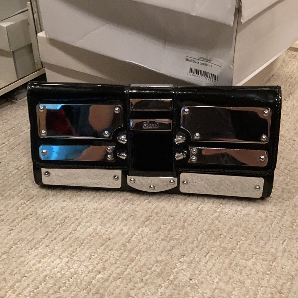 Black mirror Gucci clutch